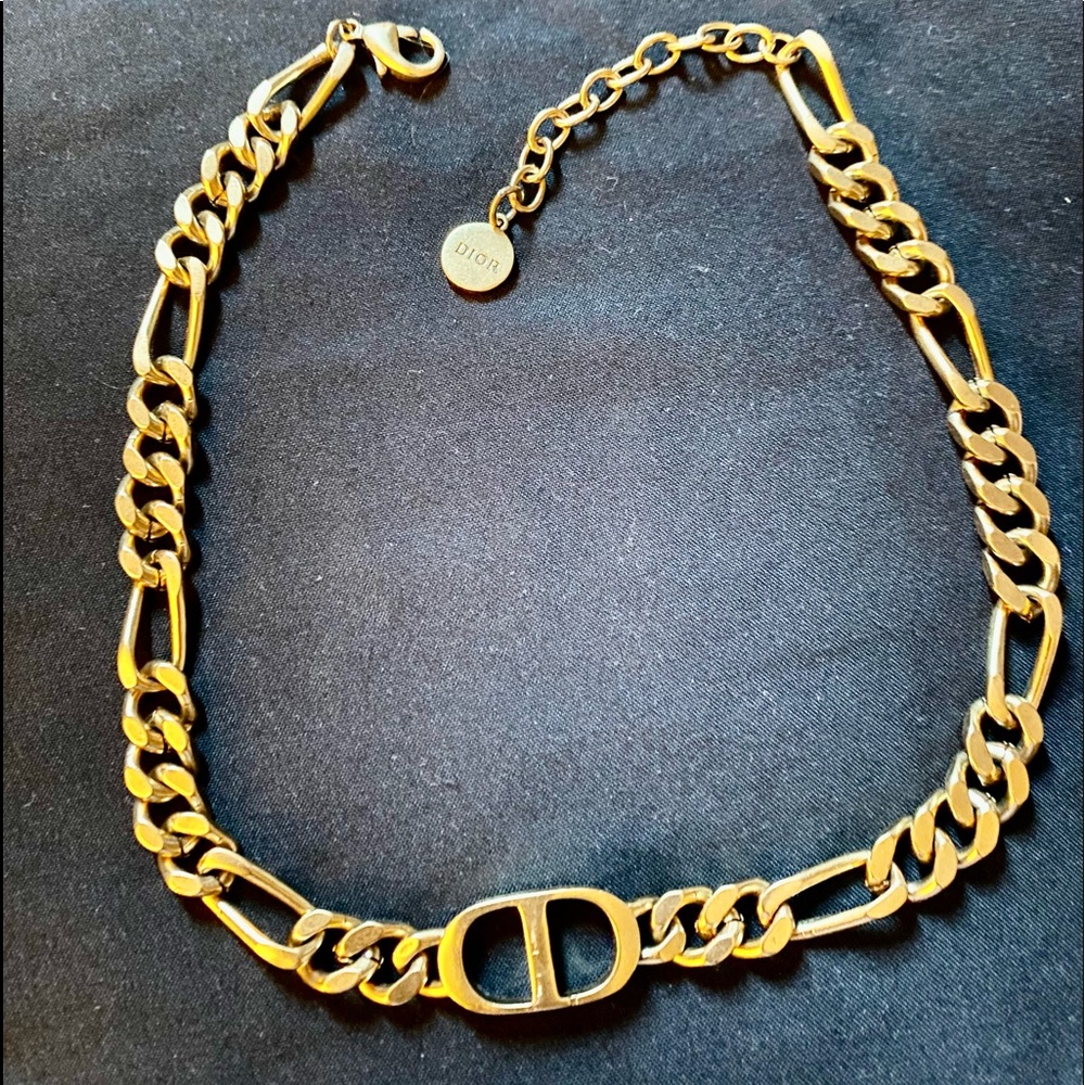 Dior gold necklace